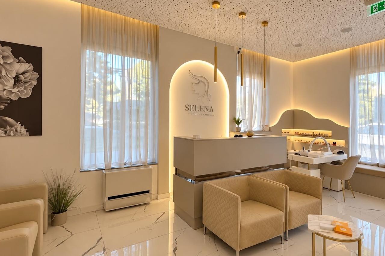 Selina hair studio