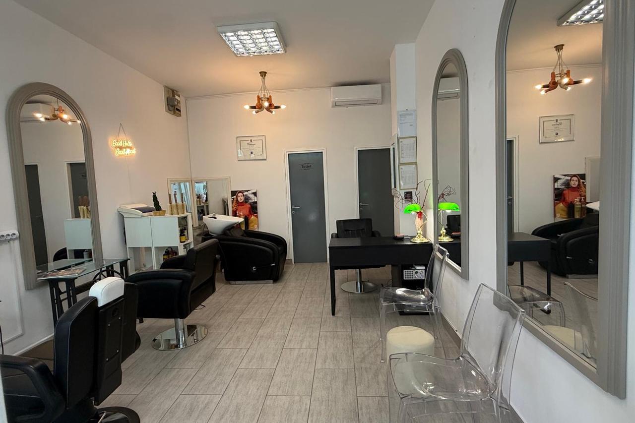 Hair office